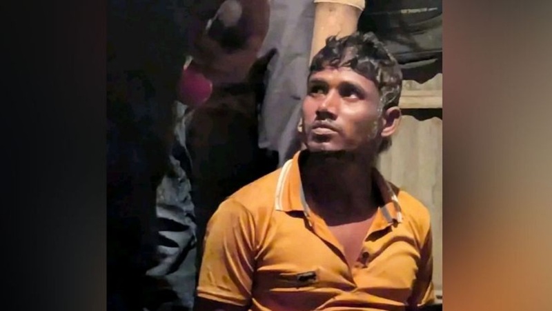 হালুয়াঘাটে শিশুপুত্রকে শাবল দিয়ে হত্যা: ঘরের মেঝে খুঁড়ে উদ্ধার মরদেহ,আটক বাবা